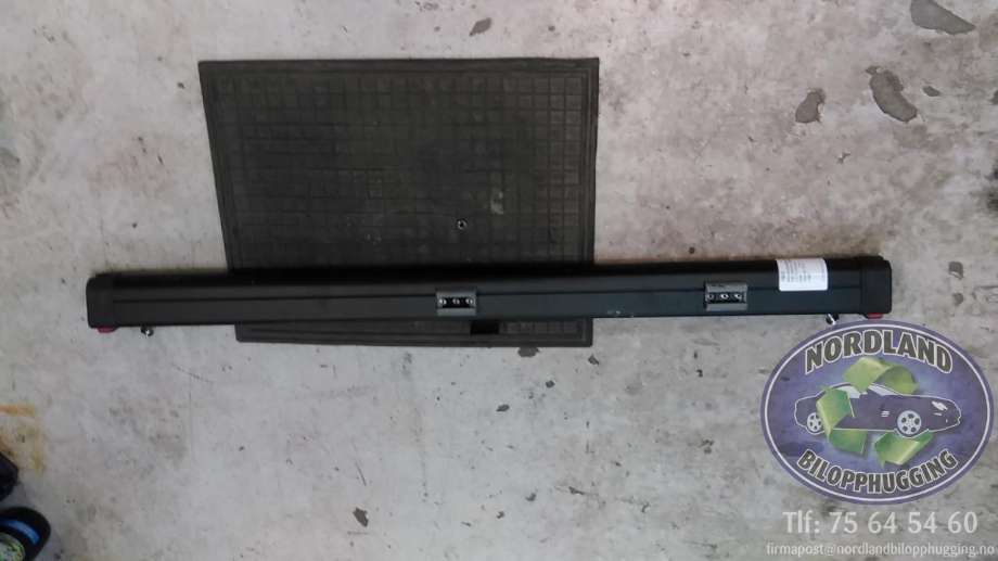 Bagasjerom hundegitter til VW Passat 2005-2010 (B6) (B6) 