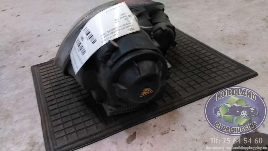 Frontlykt venstre xenon til VW Golf, Plus/Cross 2005-2009 (Fase 1)  (1K6941031|)