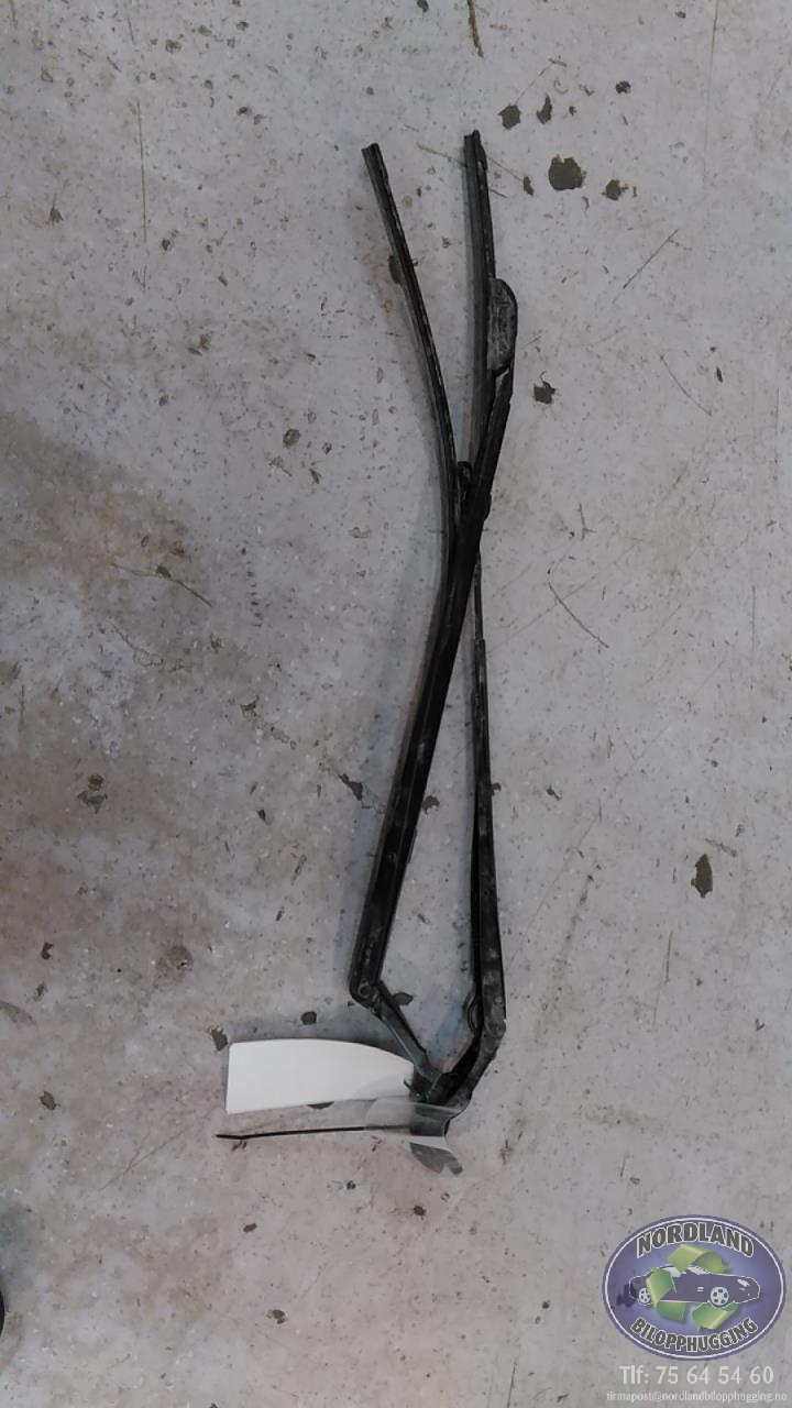 Viskerarmer frontrute til Toyota Urban Cruiser, 2009-2014  
