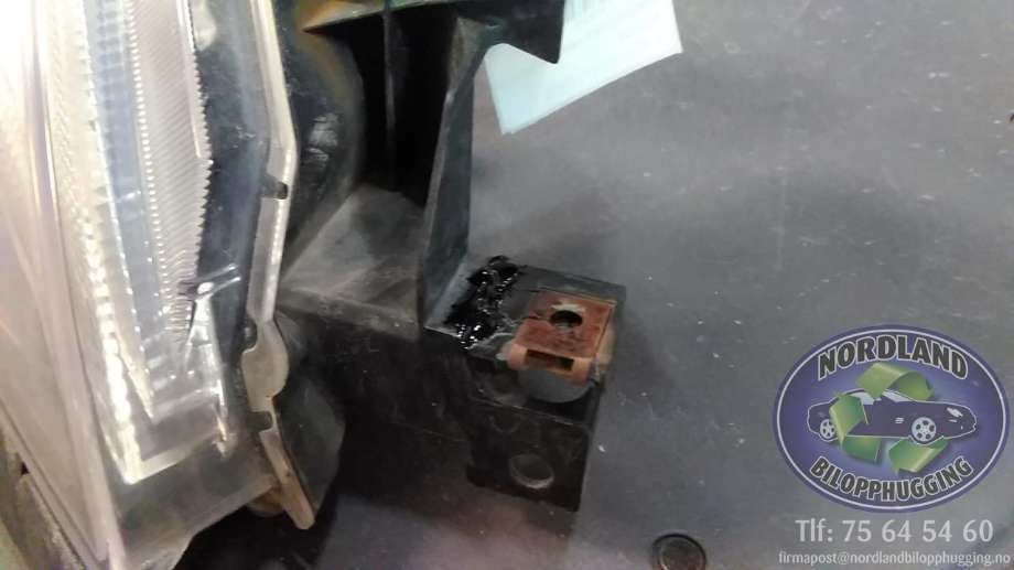 Frontlykt høyre xenon til Mazda 6 2010-2013 (Type II, Fase 2)  