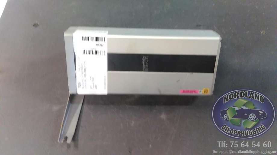 Bilstereo forsterker til Lexus RX, 2003-2009 (Type II) (XU30) (XU30) (862800E010)