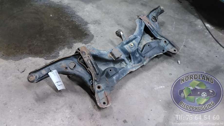 Travers foran hoved til Toyota Urban Cruiser 2009-2014  