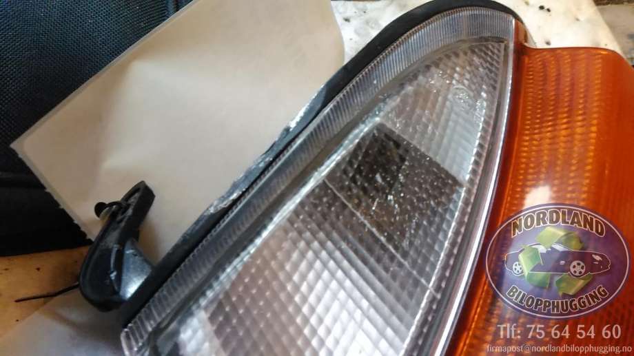 Blinklykt venstre til Toyota Hiace 2001-2006 (Fase 2)  