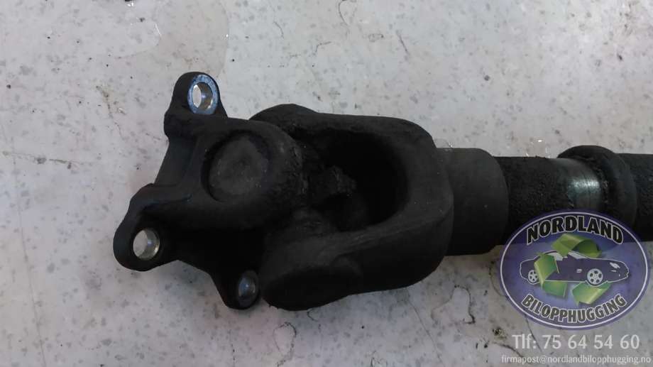 Mellomaksel bakre til Toyota Land Cruiser 120 2002-2009  