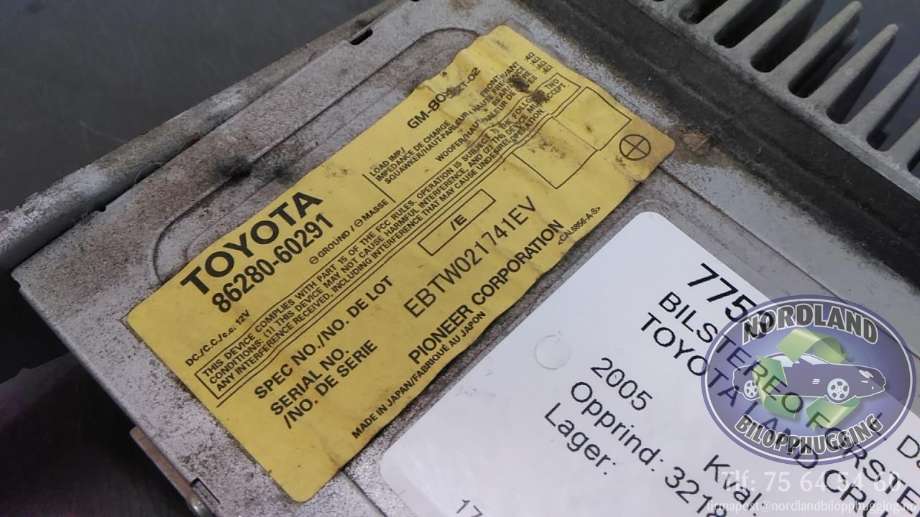 Bilstereo forsterker til Toyota Land Cruiser 120, 2002-2009  (8628060291)