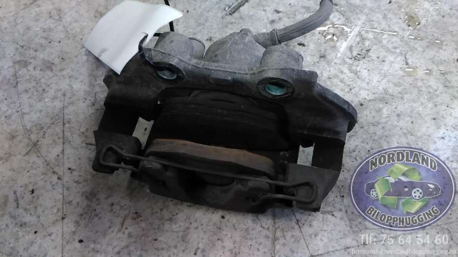 Bremsecaliper høyre foran til Opel Vectra A, 1989-1995  