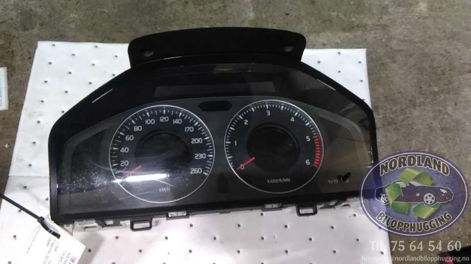 Instrumentpanel til Volvo XC70, 2008-2013 (Type II, Fase 1)  (36002195)