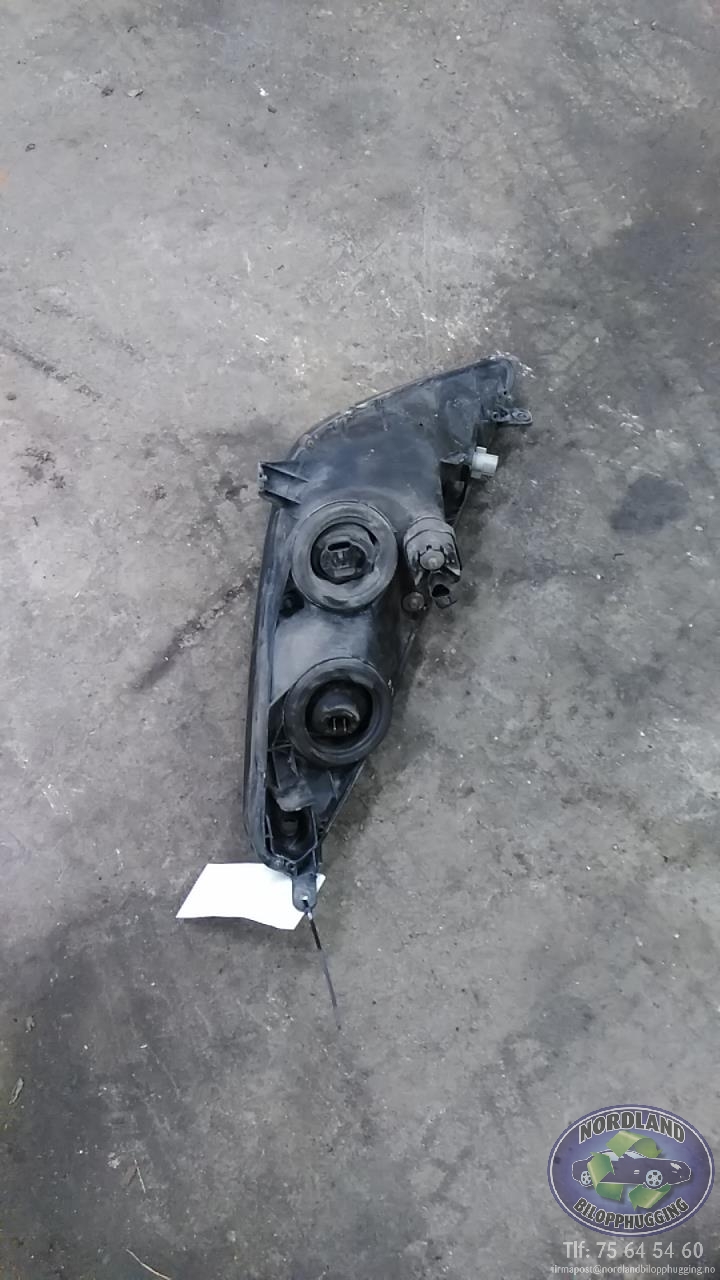 Frontlykt venstre halogen til Toyota Celica 2000-2005 (Type VII)