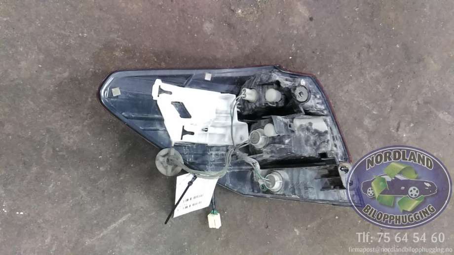 Baklykt høyre ytre til Subaru Legacy 2009-2015  