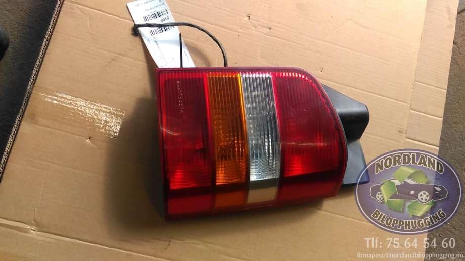 Baklykt høyre til VW Transporter / Caravelle, 2003-2009 (Fase 1) (T5) (T5) 