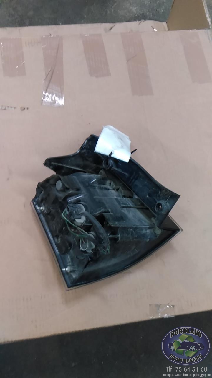 Baklykt høyre til Mitsubishi Outlander 2007-2010 (Type II, Fase 1)