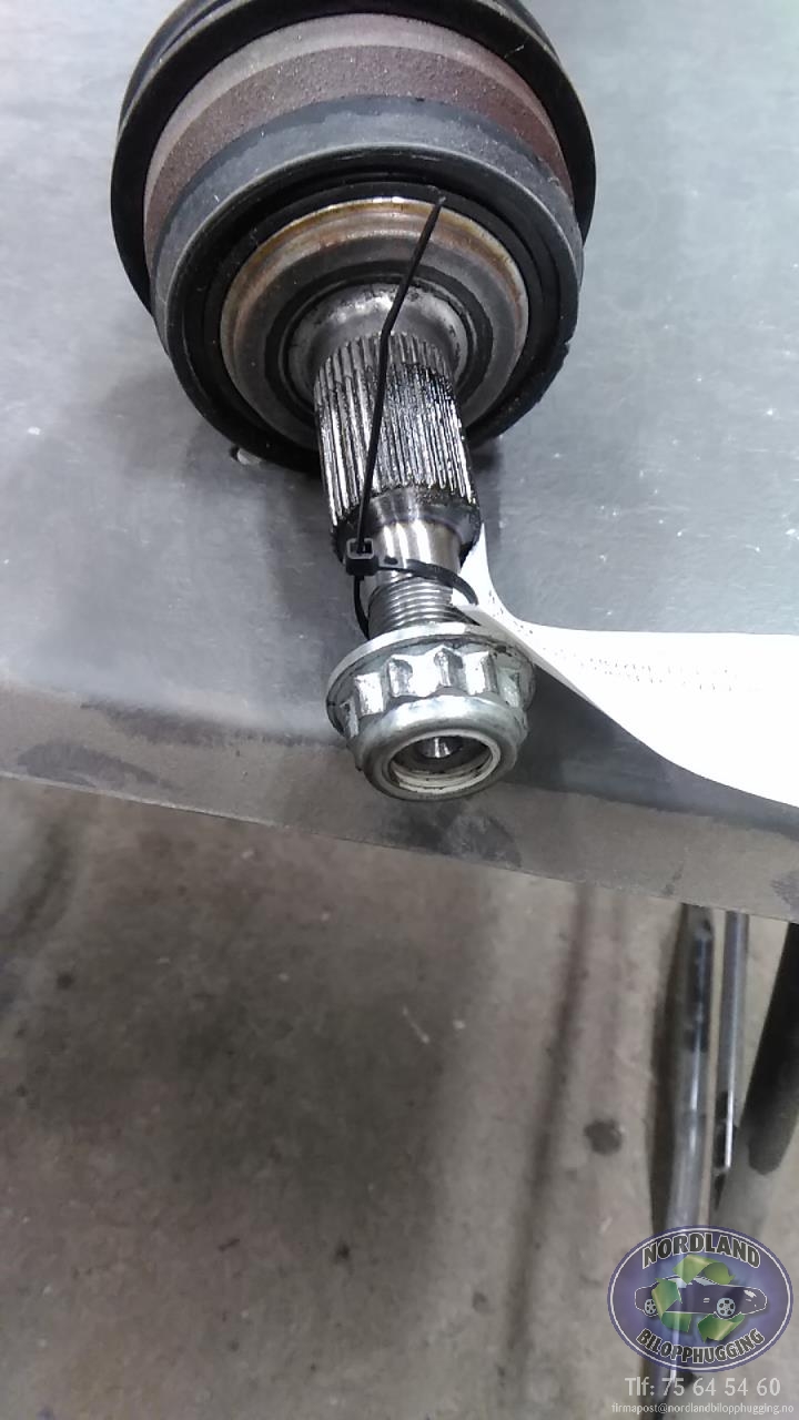 Drivaksel høyre foran, diesel/manuell til VW Transporter / Caravelle 2003-2009 (Fase 1) (T5) (T5)