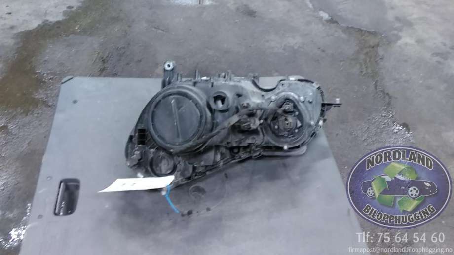 Frontlykt høyre halogen til Mercedes E-Klasse 2002-2006 (Fase 1) (W211) (W211) 