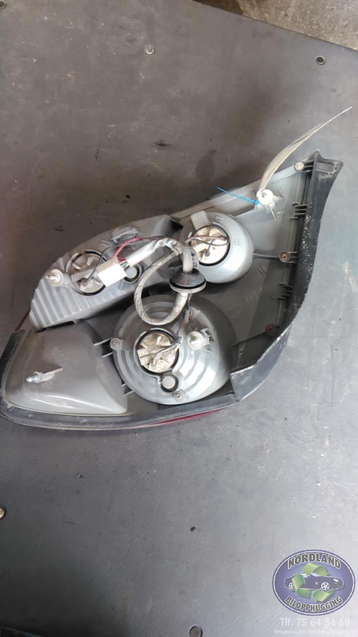 Baklykt venstre til Hyundai Coupe 2000-2002 (Type I, Fase 2) (92401-2CXXX|8A02|)