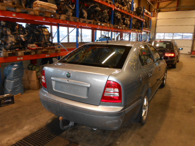 Škoda Octavia 2000-2004 (Type I, Fase 2) , Motorkode: AVU, Girkassekode: DUU