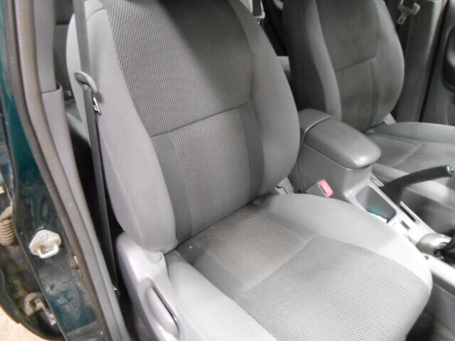 Toyota RAV4 2000-2006 (Type II) , Motorkode: 1CD-FTV, Girkassekode: 