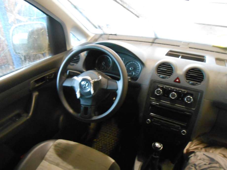VW Caddy 2010-2015 (Type III, Fase 2) , Motorkode: CFHF, Girkassekode: NFQ