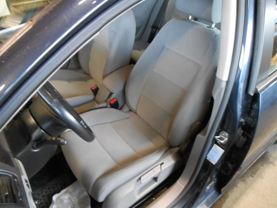 VW Golf V, Combi 2003-2008 , Motorkode: BKC;BXE, Girkassekode: JLS