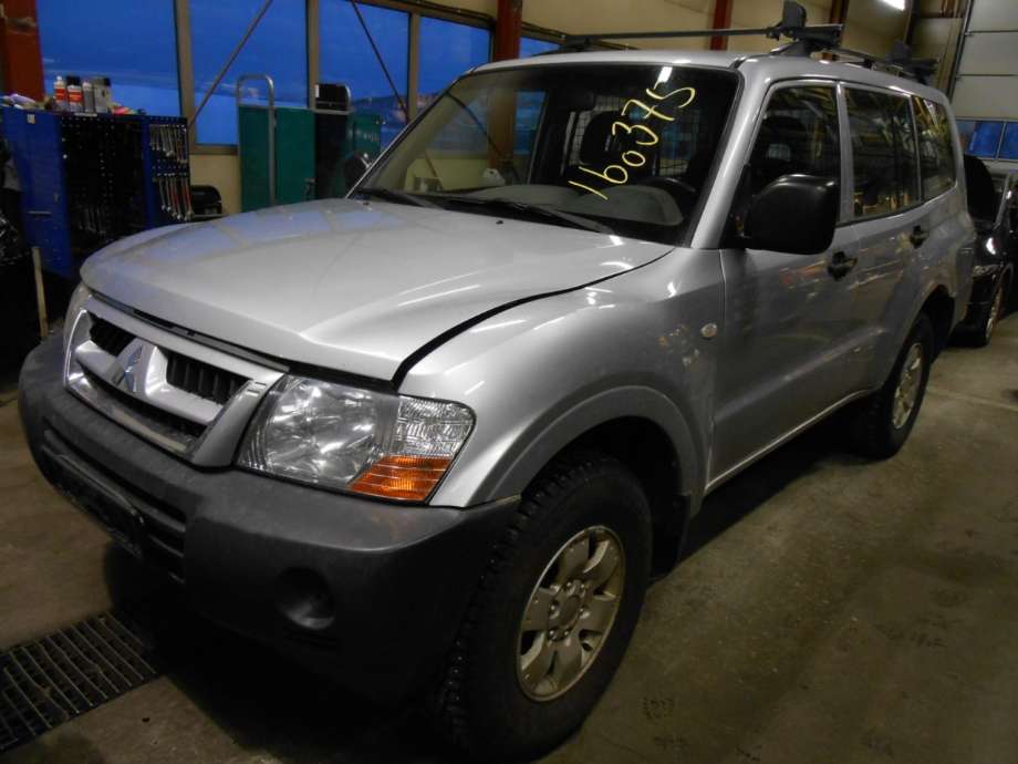 Mitsubishi Pajero 2000-2006 (Type III) , Motorkode: 4D56, Girkassekode: