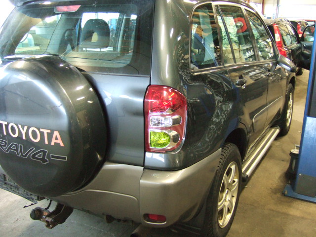 Toyota RAV4 2000-2006 (Type II) , Motorkode: 1CD-FTV, Girkassekode: 