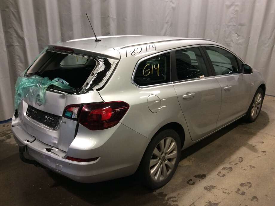Opel Astra J 2010-2015 , Motorkode: A17DTJ, Girkassekode: 