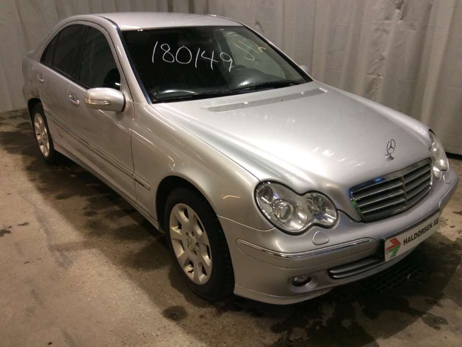 Mercedes C-Klasse 2004-2007 (Fase 2) (W203) (W203), Motorkode: M271.946, Girkassekode: 