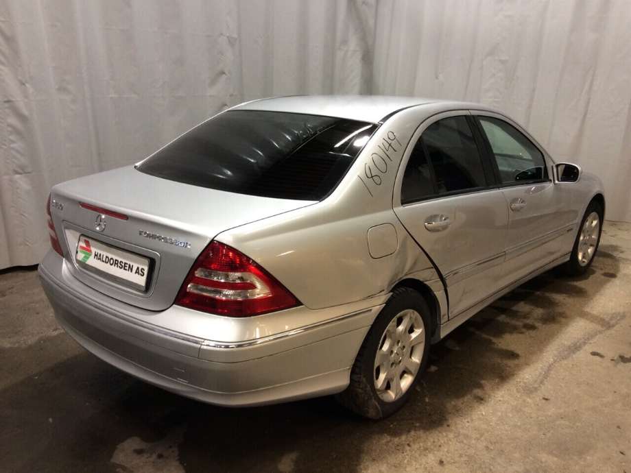 Mercedes C-Klasse 2004-2007 (Fase 2) (W203) (W203), Motorkode: M271.946, Girkassekode: 