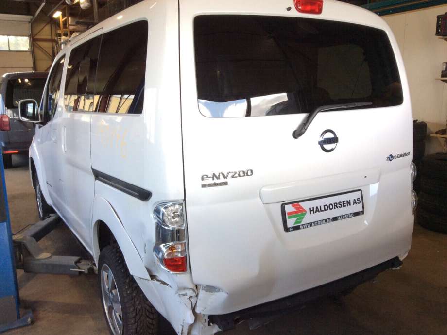 Nissan NV200 2010-2019 , Motorkode: EM57, Girkassekode: 