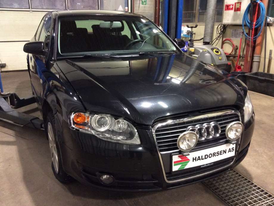 Audi A4 2004-2008 (Type III) (B7) (B7), Motorkode: BLB;BRE, Girkassekode: HCF
