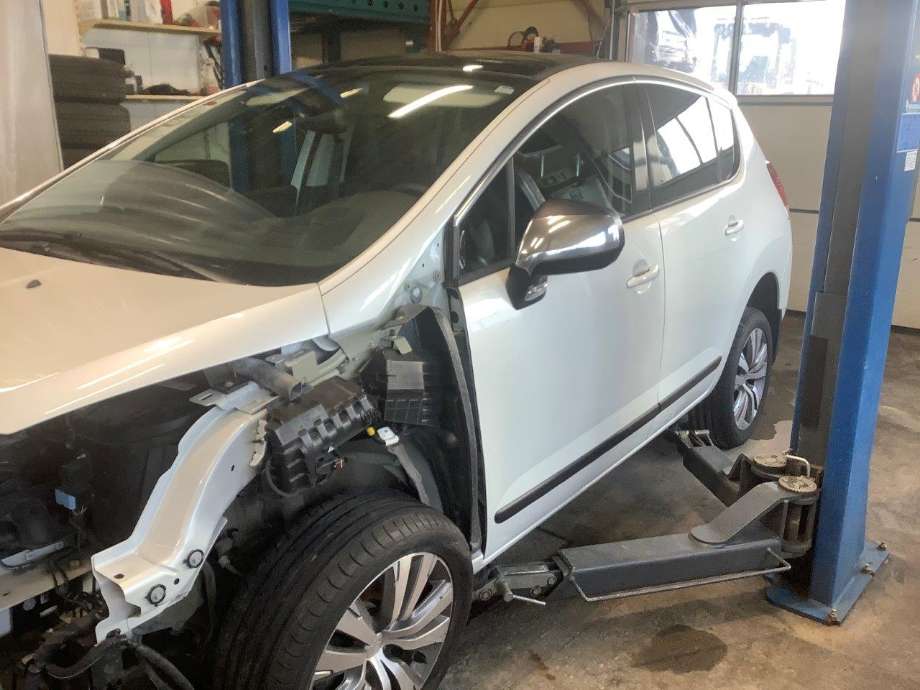 Peugeot 3008 2009-2016 (Type I) , Motorkode: 9HD, Girkassekode: 