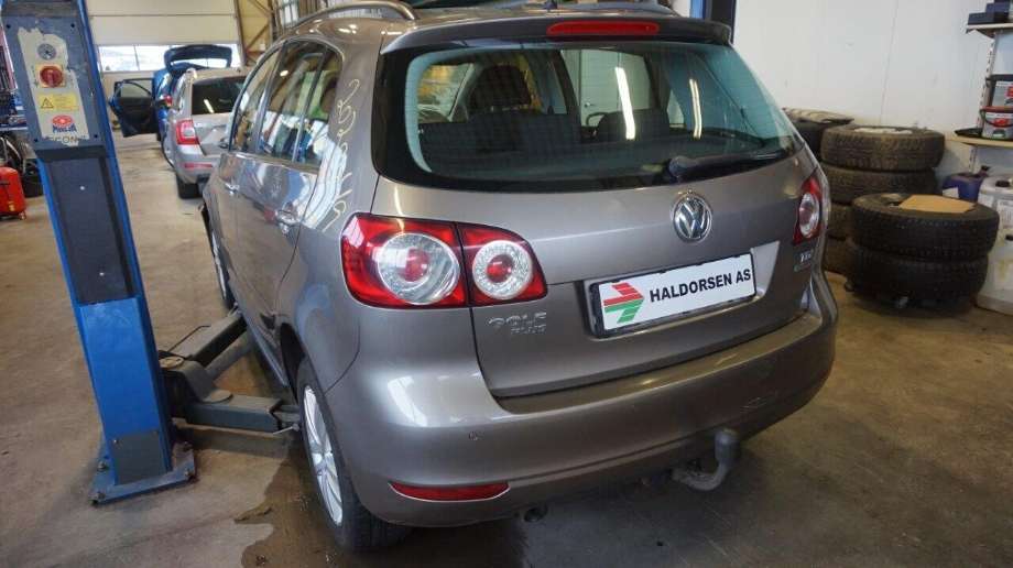 VW Golf, Plus/Cross 2009-2013 (Fase 2) , Motorkode: CAYC, Girkassekode: PML