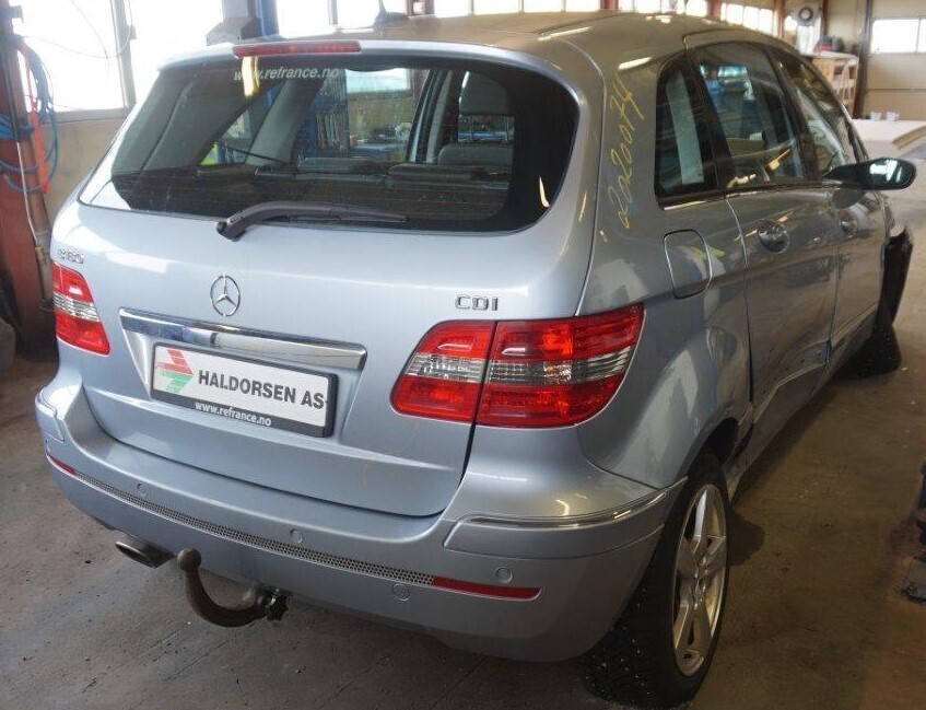 Mercedes B-Klasse 2005-2008 (Fase 1) (W245) (W245), Motorkode: OM640.940, Girkassekode: