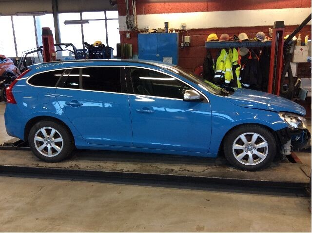 Volvo V60 2010-2013 (Type I, Fase 1) , Motorkode: D4162T, Girkassekode: 