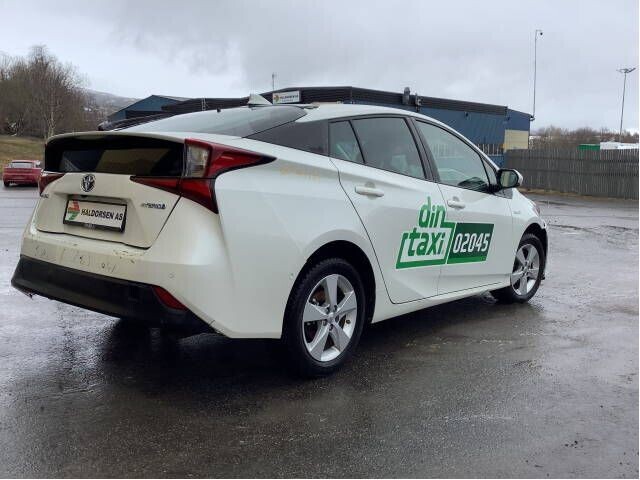 Toyota Prius 2016-2023 (Type IV) (combi) (combi), Motorkode: 2ZR-FXE, Girkassekode: