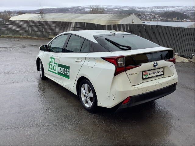 Toyota Prius 2016-2023 (Type IV) (combi) (combi), Motorkode: 2ZR-FXE, Girkassekode: