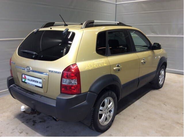 Hyundai Tucson 2003-2009 , Motorkode: G4GC;G4GC5420436, Girkassekode: TJ58