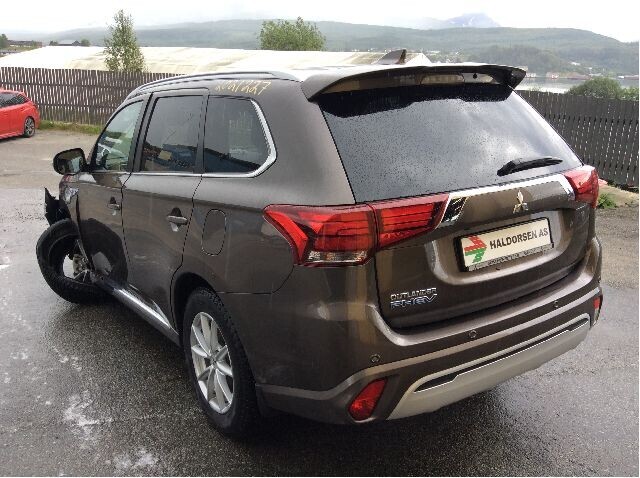 Mitsubishi Outlander 2015-->> (Type III, Fase 2) , Motorkode: 4B12, Girkassekode: F1EKA-1-A1Z