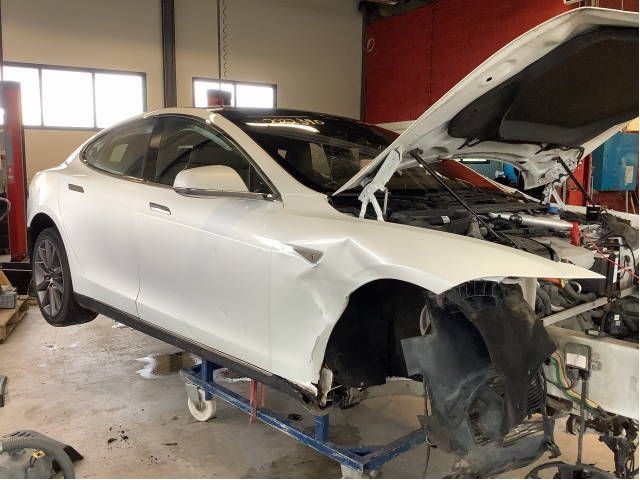 Tesla Model S 2013-2016 (Fase 1) , Motorkode: L2S, Girkassekode: 