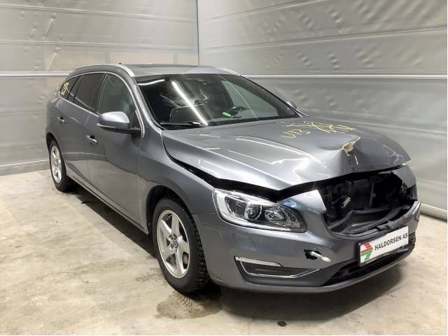 Volvo V60/V60 CC 2013-2018 (Type I, Fase 2) , Motorkode: D4204T14, Girkassekode: 