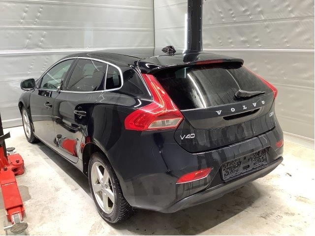 Volvo V40 2012-2019 , Motorkode: D4204T8, Girkassekode: 