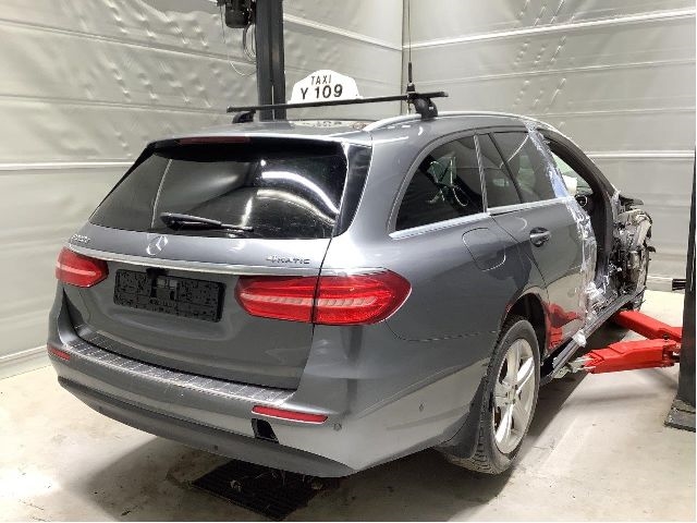 Mercedes E-Klasse 2016-2023 (W213) (W213), Motorkode: OM654.920, Girkassekode: 