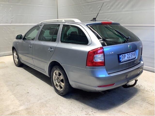 Škoda Octavia 2009-2013 (Type II, Fase 2) , Motorkode: CFHF, Girkassekode: 