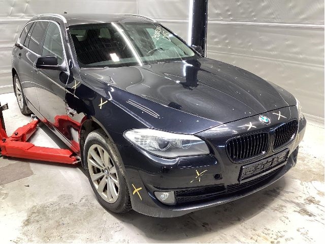 BMW 5-Serie 2010-2017 (F10/F11) (F10/F11), Motorkode: N47-D20D, Girkassekode: GA8HP45Z - 4WD