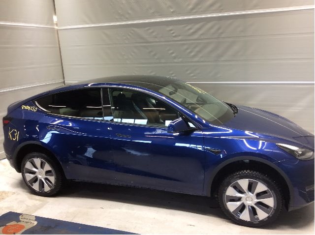 Tesla Model Y 2021-2024 (Type I) , Motorkode: , Girkassekode: 