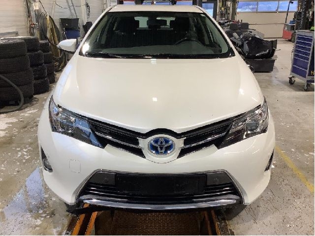 Toyota Auris 2013-2015 (Type II, Fase 1) , Motorkode: 2ZR-FXE, Girkassekode: 