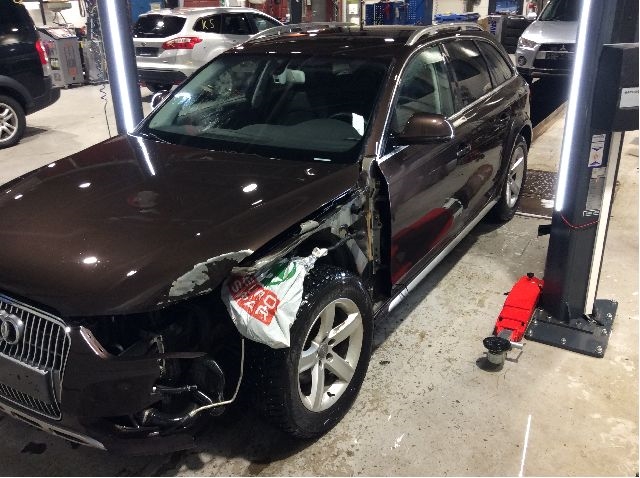 Audi A4, Allroad 2009-2016 (Type I) (B8) (B8), Motorkode: CGLC, Girkassekode: 
