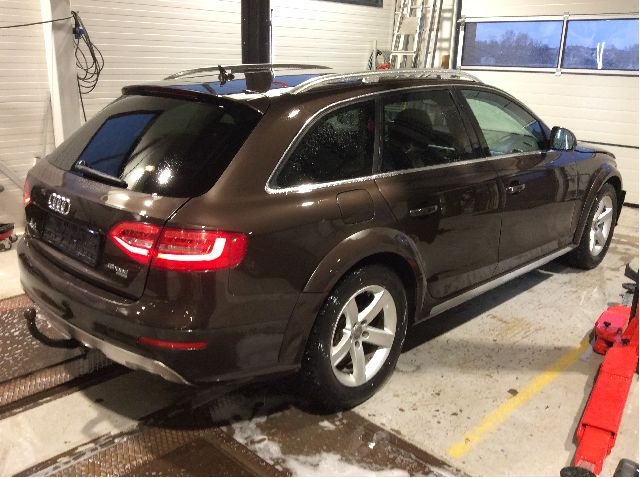 Audi A4, Allroad 2009-2016 (Type I) (B8) (B8), Motorkode: CGLC, Girkassekode: 