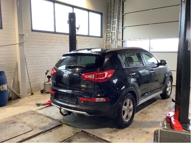 Kia Sportage 2010-2016 (Type III) , Motorkode: D4FD, Girkassekode: 