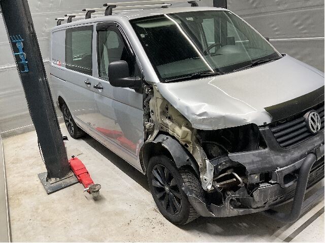 VW Transporter / Caravelle 2003-2009 (Fase 1) (T5) (T5), Motorkode: BNZ, Girkassekode: 