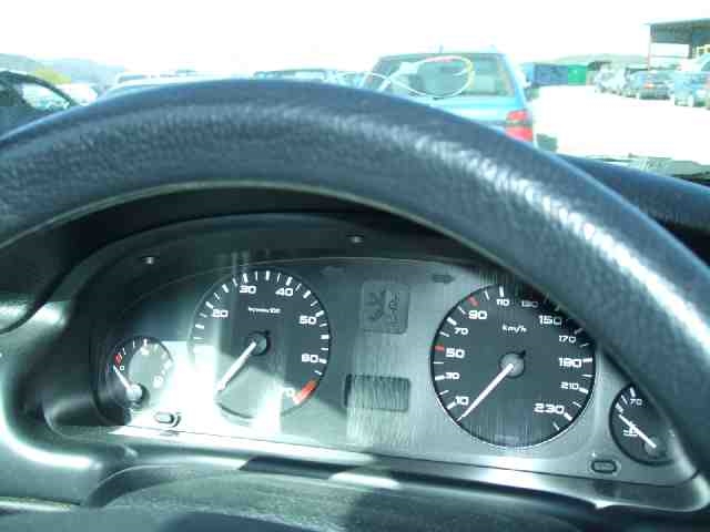 Peugeot 406 1999-2004 (Fase 2) , Motorkode: LFY, Girkassekode: 